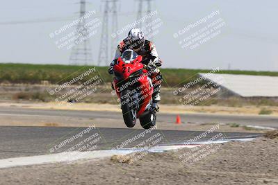 media/Sep-01-2025-Lets Ride (Mon) [[4370d11284]]/B Group/1220pm (Wheelie Bump)/